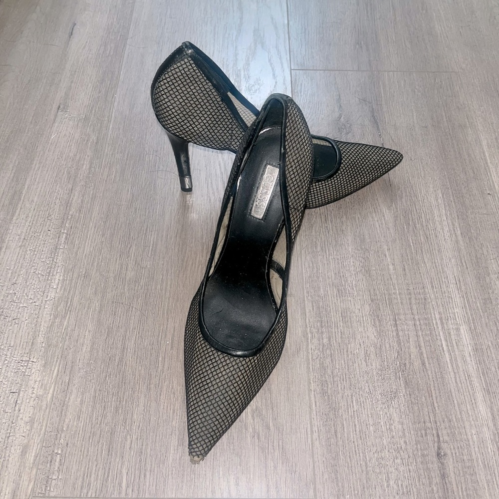 GUESS Babbitt Vintage Heels